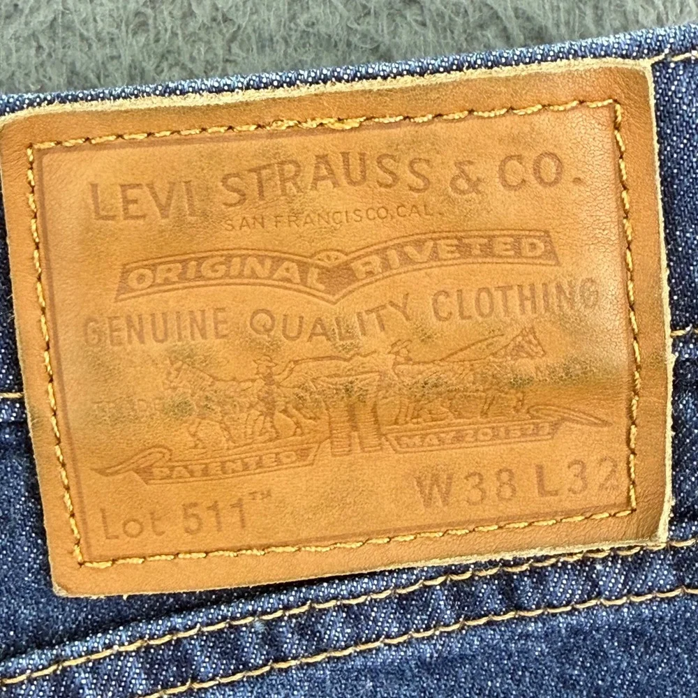 Levi's 511‎ Slim Fit Jeans Mens 38x32 Dark Wash Indigo Denim Premium 511 Big E